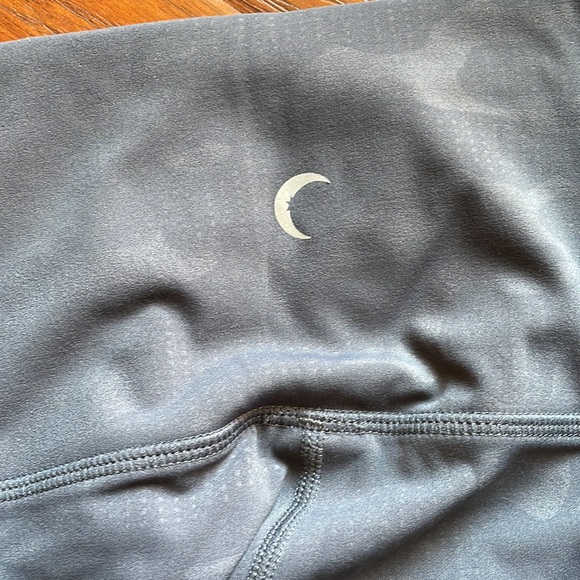 Two pairs of Zyia leggings - Picture 2 of 3